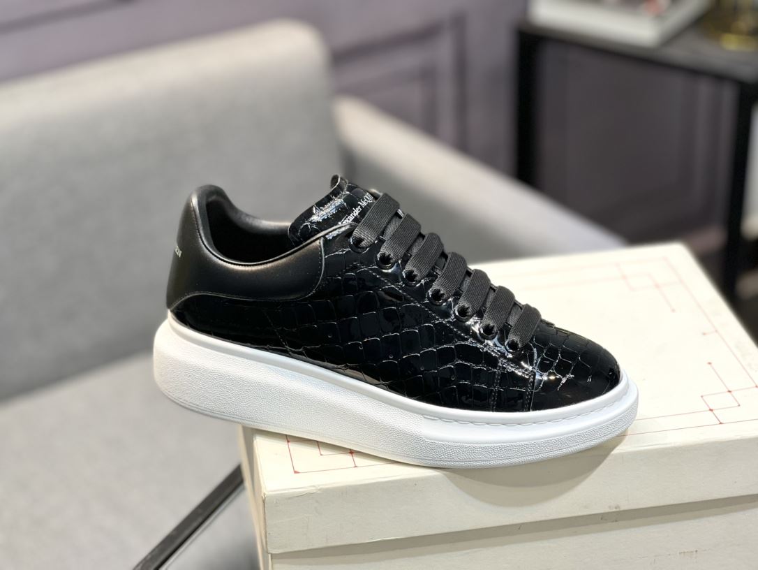 Alexander Mcqueen Low Shoes